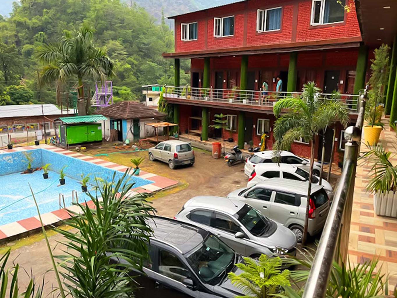 Riverside-Prime-Resort-in-Rishikesh